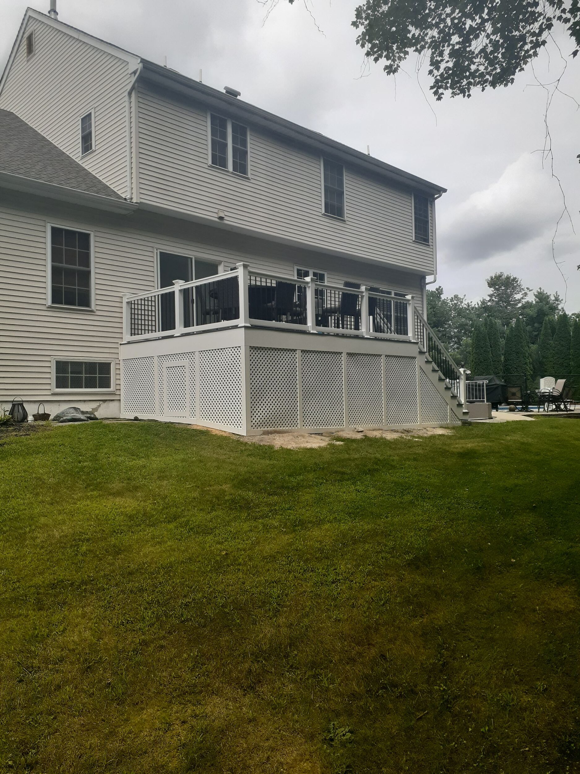 deck_project_finishing_touches_mi_remodeling